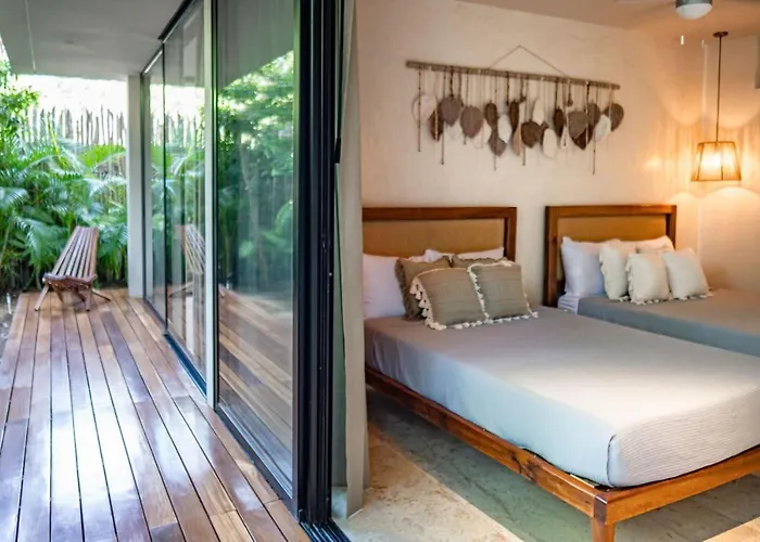 Essentia Luxury Jungle 2br With Private Pool *